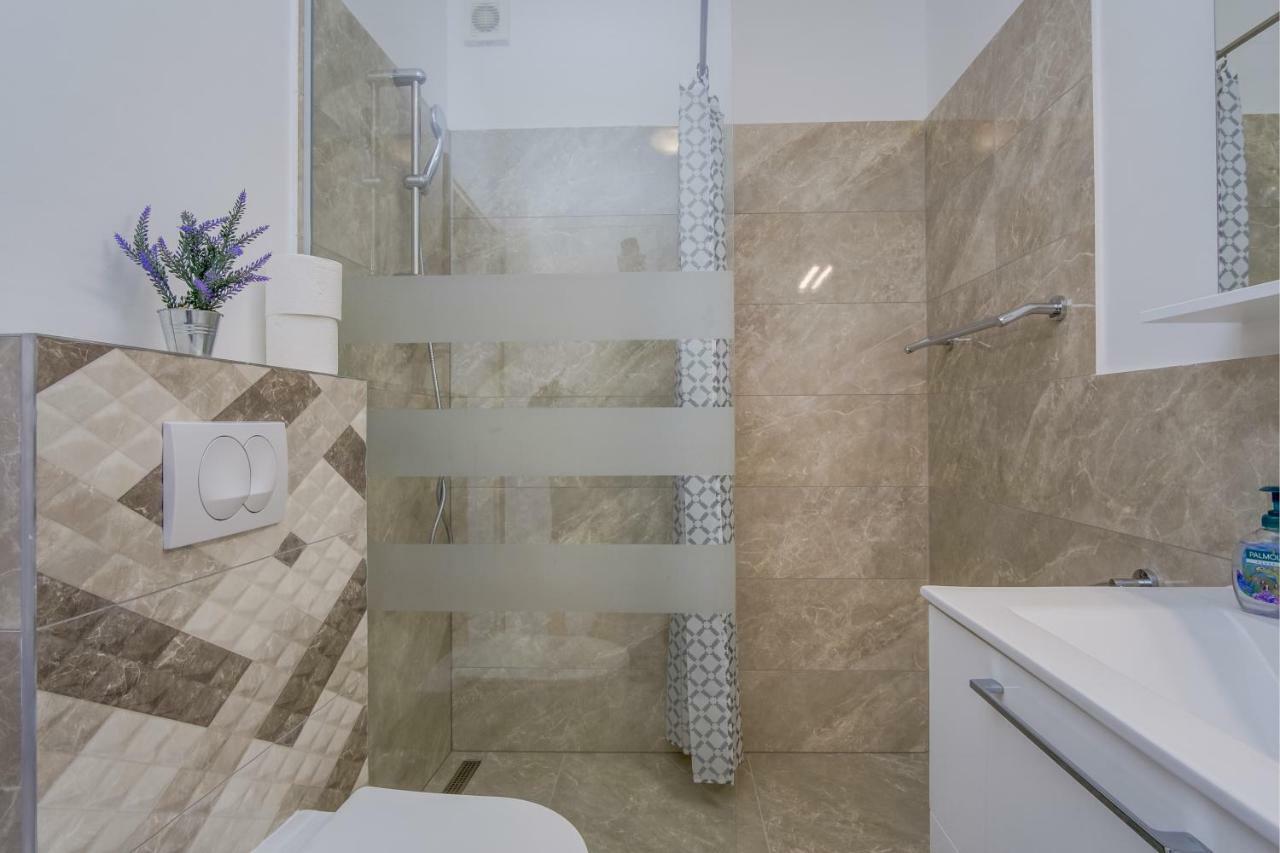 Apartman Filip Mali Losinj Exterior photo